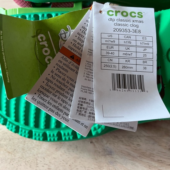 CROCS Disney Holiday Red and Green Clogs Women Size 9 - Picture 5 of 5